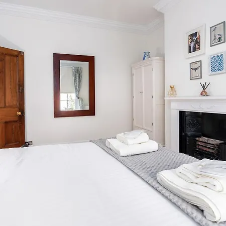 Luxury Victorian Town House - With Parking. Villa York Exterior photo
